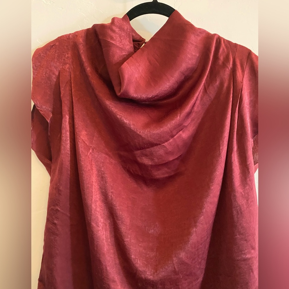 Favuer Burgundy Blouse